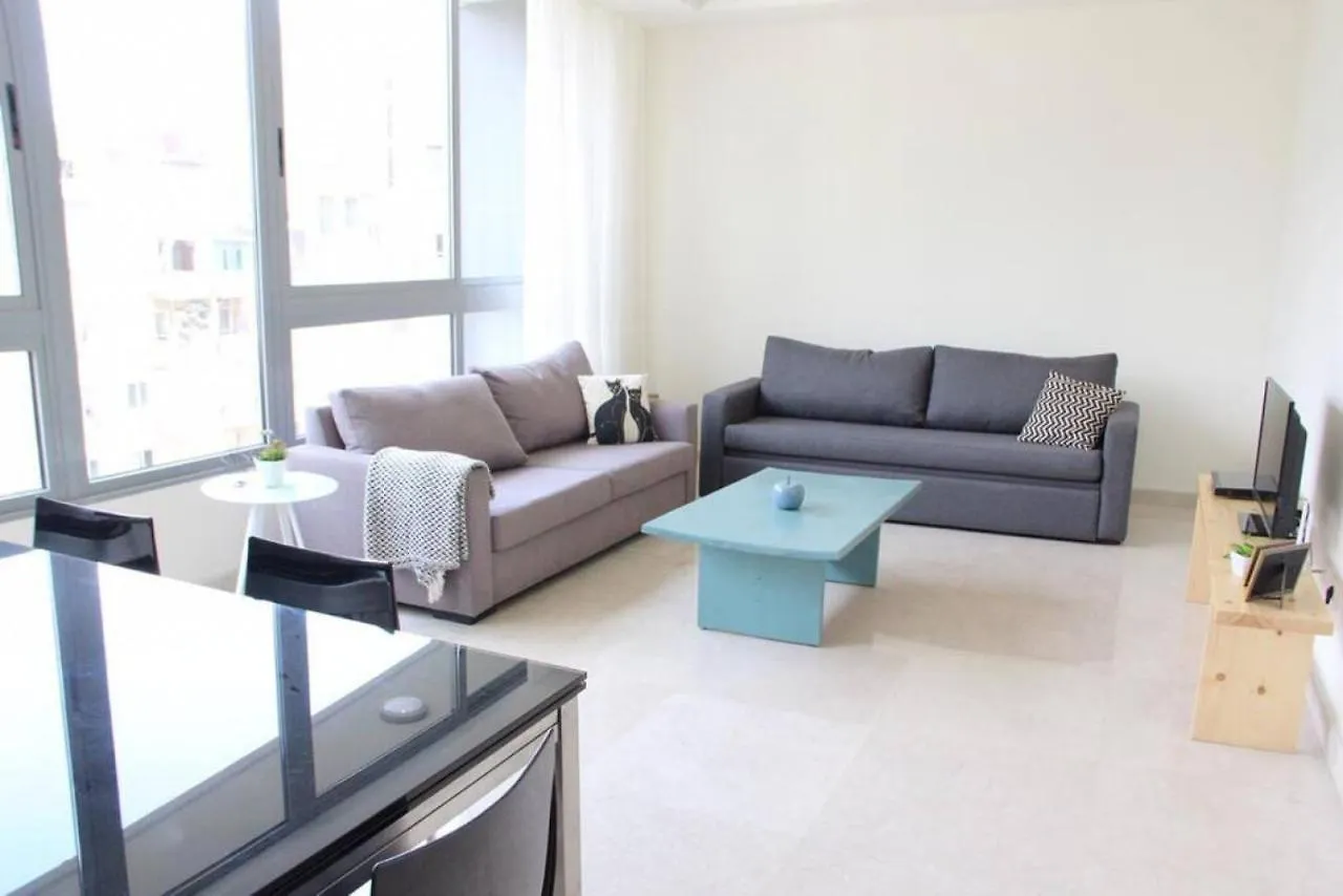 Modern 3Br Apt Next To Hotel Dieu Бейрут