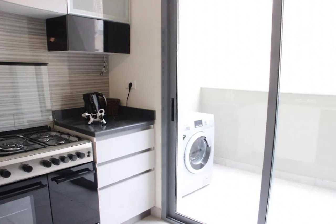Modern 3Br Apt Next To Hotel Dieu Бейрут Апартаменты